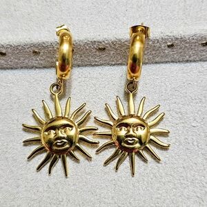 Gold Sunburst Hoop Earrings NWOT
